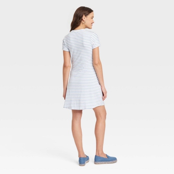 NWT Short Sleeve Ruched Knit Mini T-Shirt Dress - Universal Thread White Striped - Picture 4 of 6